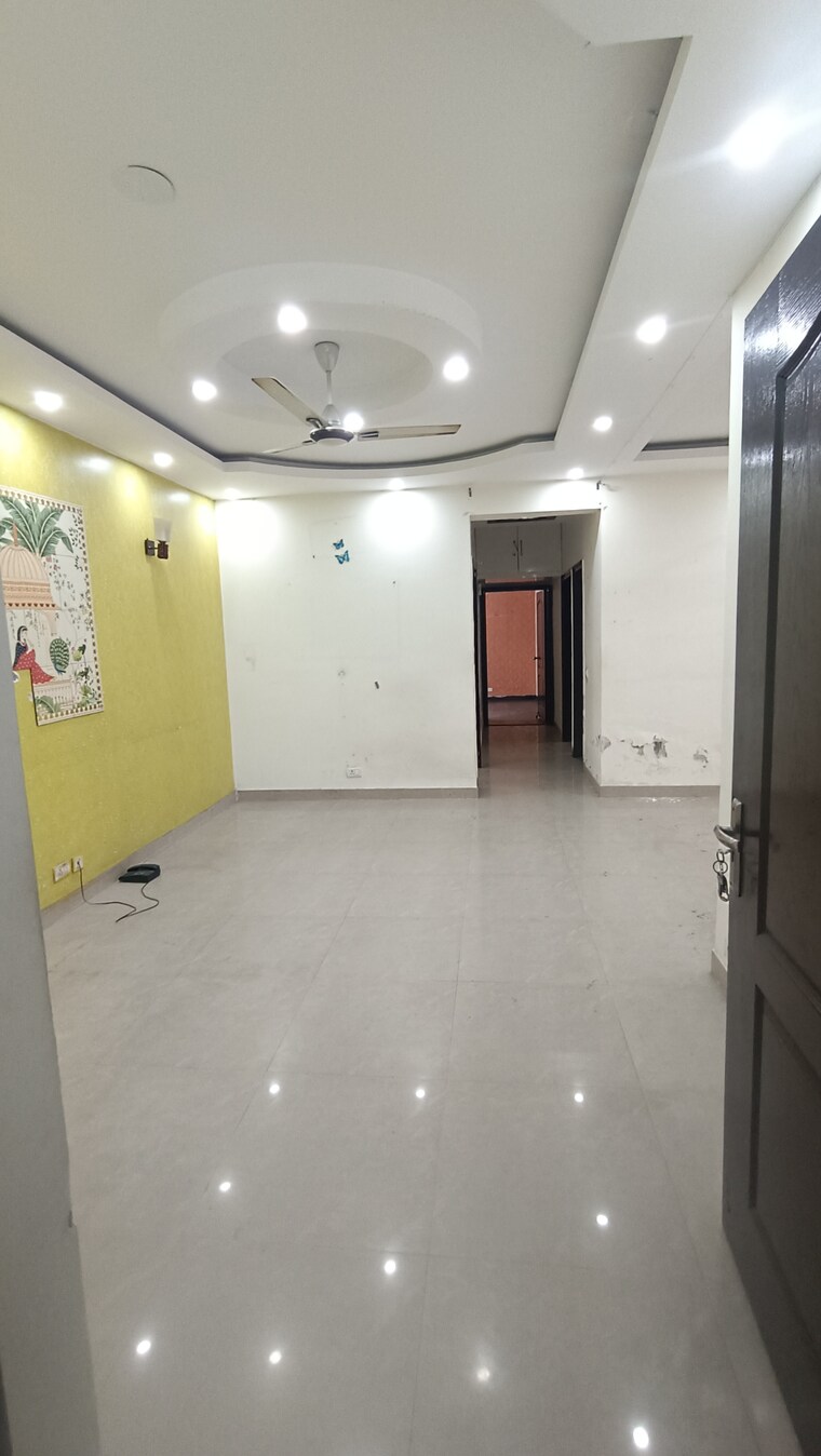 Room, aditya-celebrity-homes 3 Bedroom 1650 Sq.Ft. Apartment In Sector 76 Noida 9551480