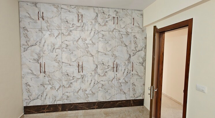 Room, dlf-new-town-heights-i 4 Bedroom 2630 Sq.Ft. Apartment In Sector 90 Gurgaon 9551474