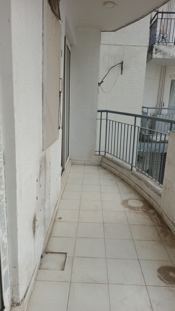 Balcony, aditya-celebrity-homes 3 Bedroom 1650 Sq.Ft. Apartment In Sector 76 Noida 9551491