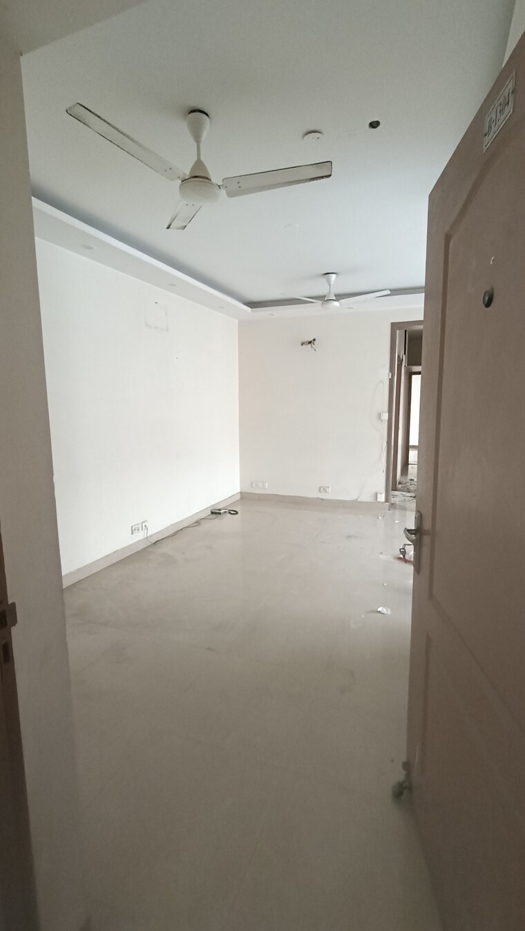 Room, aditya-celebrity-homes 3 Bedroom 1650 Sq.Ft. Apartment In Sector 76 Noida 9551491