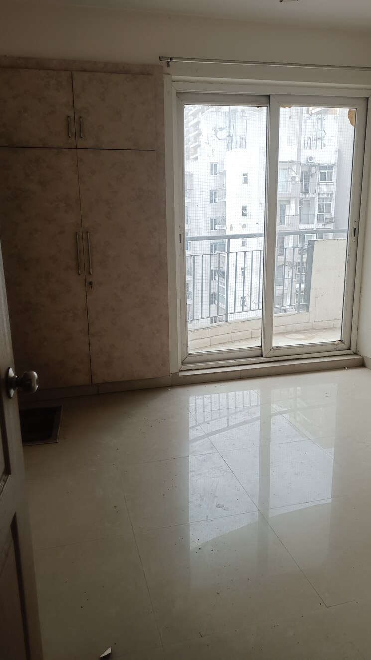 Room, aditya-celebrity-homes 3 Bedroom 1650 Sq.Ft. Apartment In Sector 76 Noida 9551491