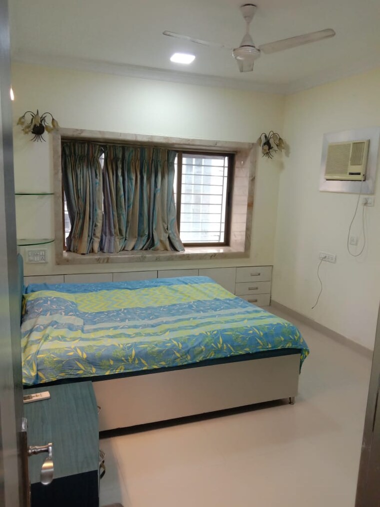 Bedroom, raheja-sherwood 2 Bedroom 1040 Sq.Ft. Apartment In Goregaon East Mumbai 9551498