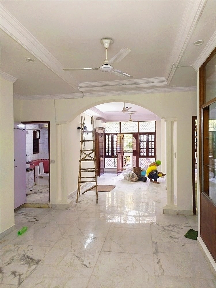 2.5 BHK + Pooja Room Builder Floor For Rent in Chittaranjan Park 