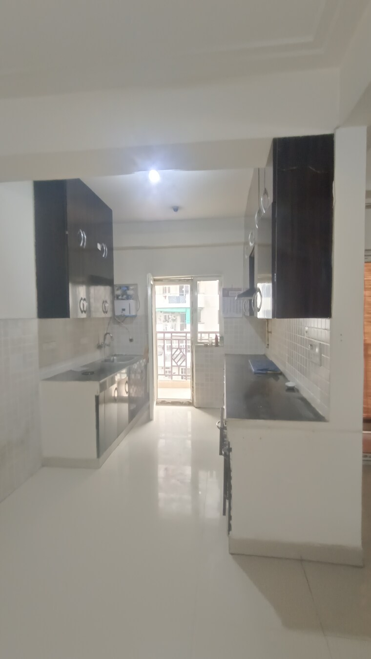 Kitchen, jm-orchid 3 Bedroom 1472 Sq.Ft. Apartment In Sector 76 Noida 9551509