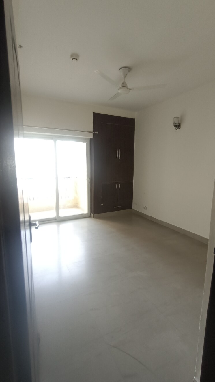 Room, nimbus-the-hyde-park 3 Bedroom 1320 Sq.Ft. Apartment In Sector 78 Noida 9551531