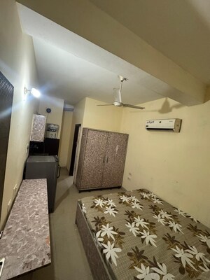 Bedroom in 1 BHK Apartment at Vip Road – for Rent
