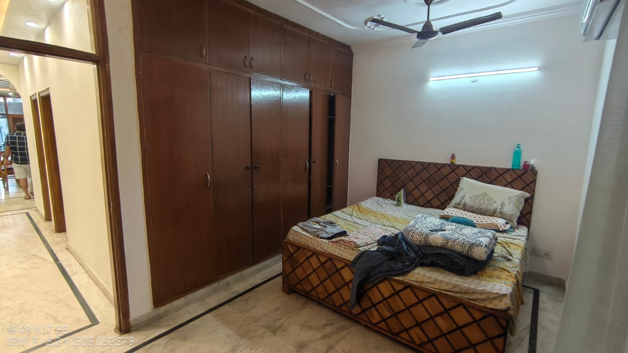 2 BHK + Servant Room Builder Floor For Rent in Malviya Nagar 