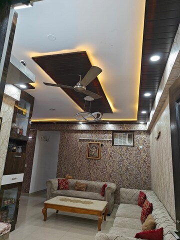 Furnished Amenities in 2.5 BHK Apartment at Galaxy Royale, Gaur City 2 – for Sale