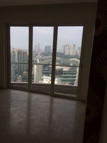 Room in 2 BHK Apartment at Lodha Fiorenza, Goregaon East – for Sale