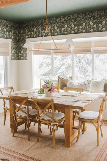 Team Area in 3 BHK Apartment at Eco Star, Goregaon East – for Rent