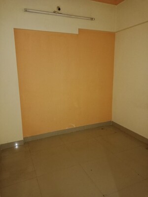 Room in 1 BHK Apartment at Shree Sai Sundar Nagar CHS, Lower Parel – for Rent