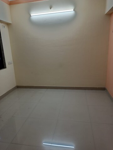 Room in 1 BHK Apartment at Shree Sai Sundar Nagar CHS, Lower Parel – for Rent