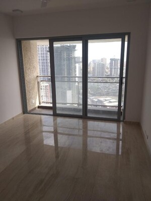 2 BHK Apartment For Rent in Wadhwa Imperial Heights, Goregaon West