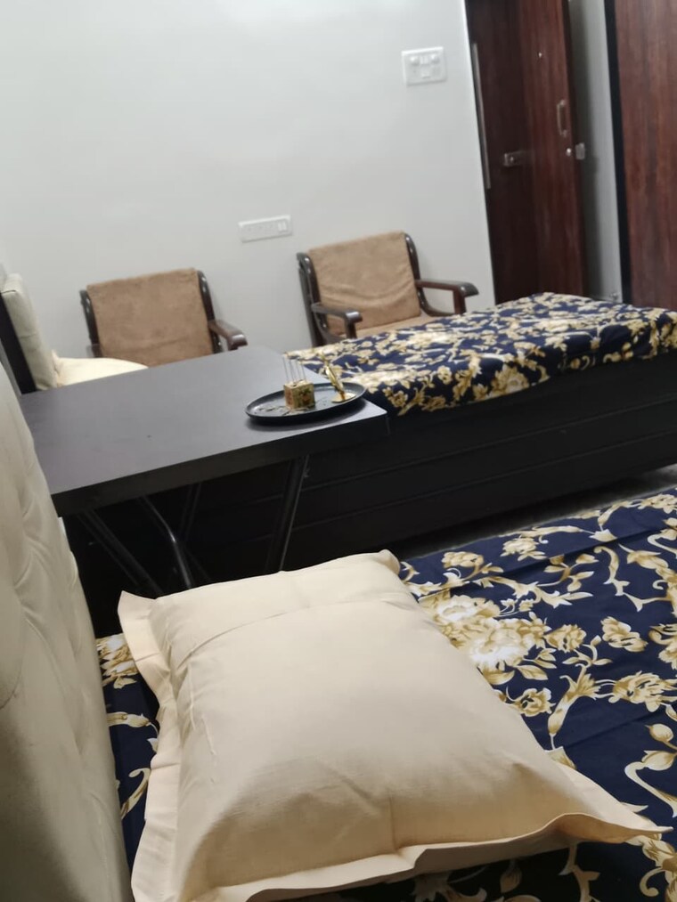 Bedroom, andheri east Pg For Girls In Andheri East 9551660