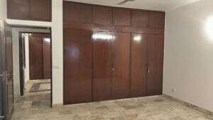 Master Bedroom in 3 BHK Builder Floor at Greater Kailash ii – for Rent