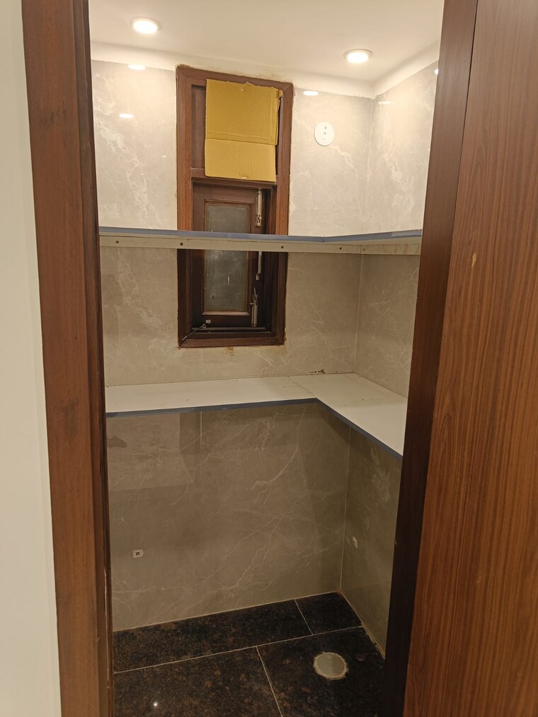 Bathroom, mehrauli 3 Bedroom 1100 Sq.Ft. Builder Floor In Mehrauli Delhi 9551679
