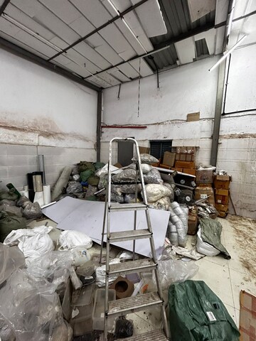  Shop – Exterior View View at Gandhi Nagar CHS, Worli - for Rent