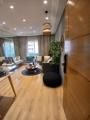 Furnished Amenities in 2 BHK Apartment at Avant Hillway Supreme D, Goregaon East – for Sale