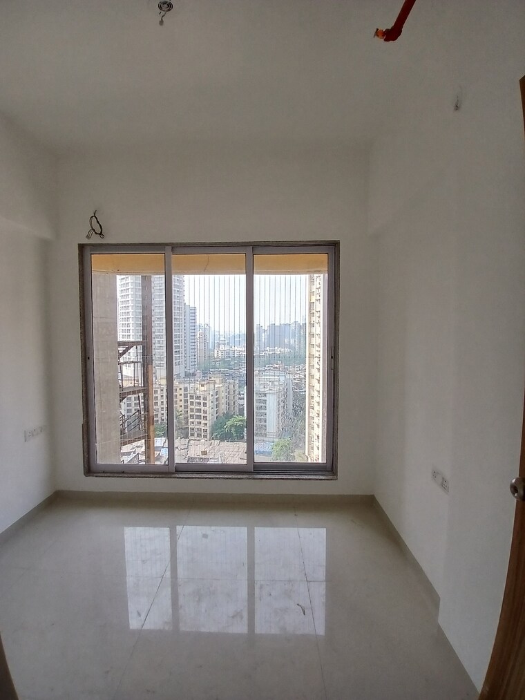 Room, avant-hillway 1 Bedroom 395 Sq.Ft. Apartment In Goregaon East Mumbai 9551713