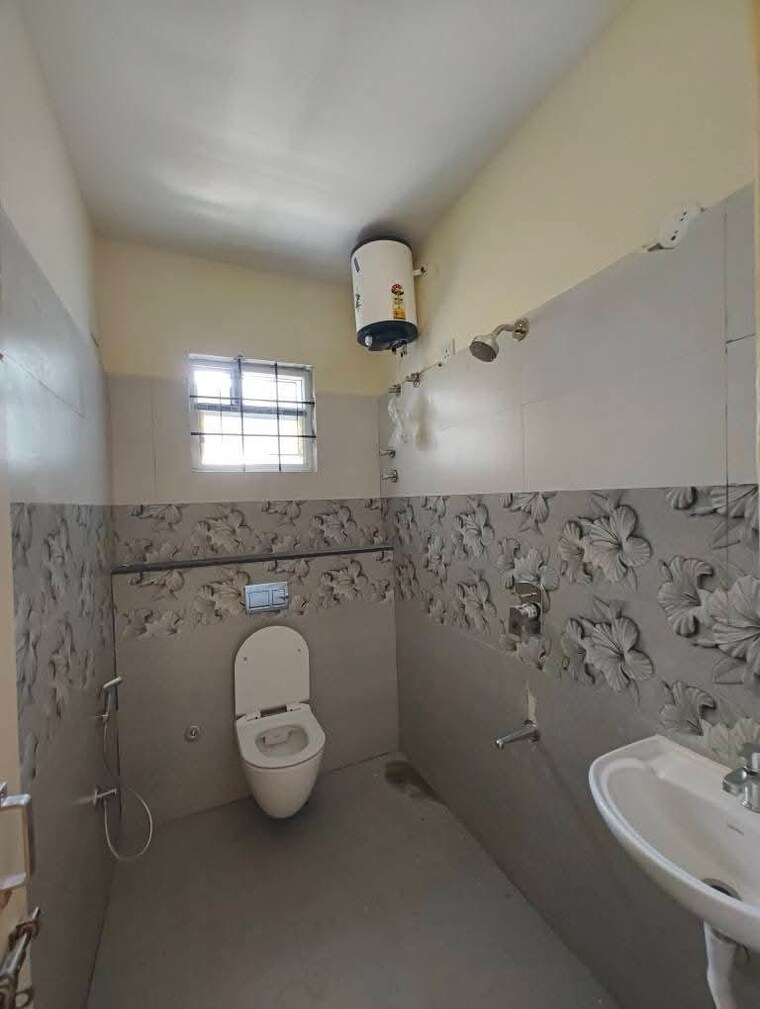 Bathroom, sv-towers-koramangala 2 Bedroom 1300 Sq.Ft. Builder Floor In Koramangala Bangalore 9551733