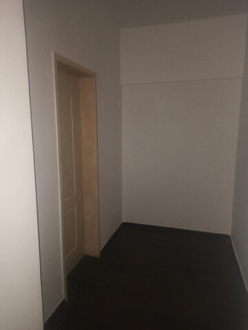 Room in 3 BHK Penthouse at Kolte Patil 24K Glitterati, Pimple Nilakh – for Rent