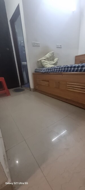 Bedroom in 2 BHK Builder Floor at South Extension I – for Rent