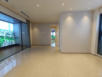 Room in 4 BHK Apartment at Akshar One Akshar, Sanpada – for Rent