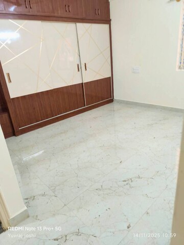 Room in 3 BHK Apartment at Jain Heights East Parade, Cv Raman Nagar – for Rent