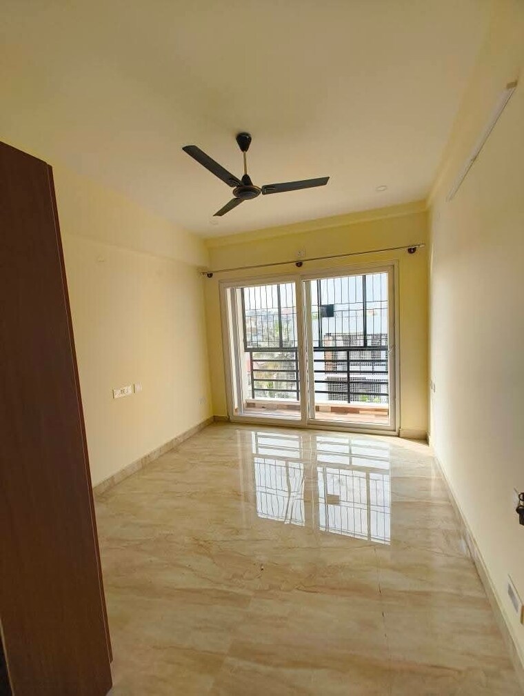 Room, prestige-pine-wood 2 Bedroom 1300 Sq.Ft. Apartment In Koramangala Bangalore 9551790
