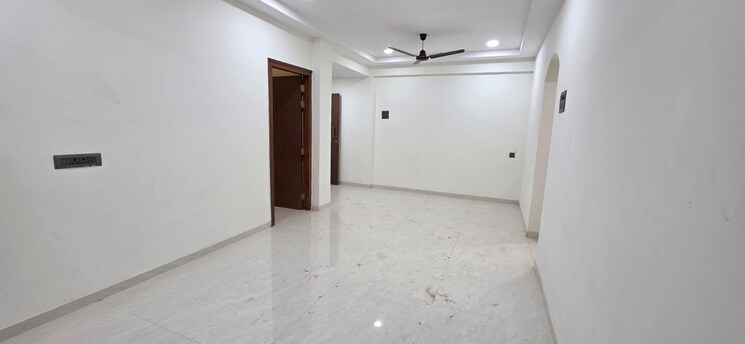 Room, goregaon west Pg For Boys & Girls In Goregaon West 9551791