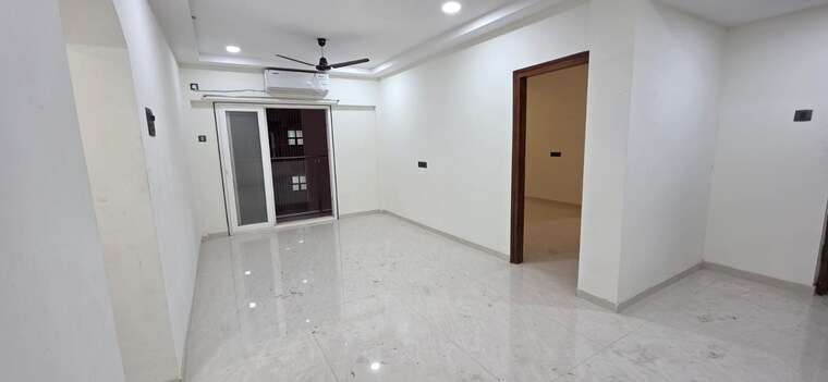 Room, goregaon west Pg For Boys & Girls In Goregaon West 9551791
