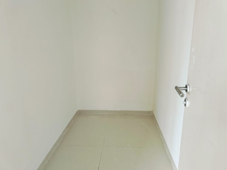 Room, hiranandani-estate-flamingo 2.5 Bedroom 850 Sq.Ft. Apartment In Ghodbunder Road Thane 9551799