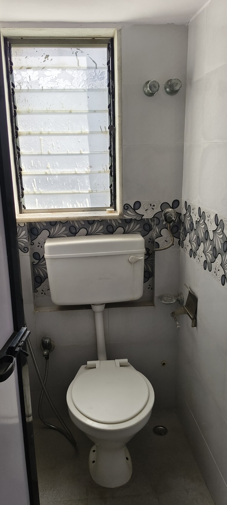 Bathroom, sagar-hig-chs 1 Bedroom 460 Sq.Ft. Apartment In Mahim Mumbai 9551816