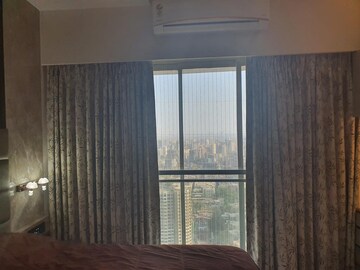 Room in 2 BHK Apartment at Sunteck City Avenue 4, Goregaon West – for Rent
