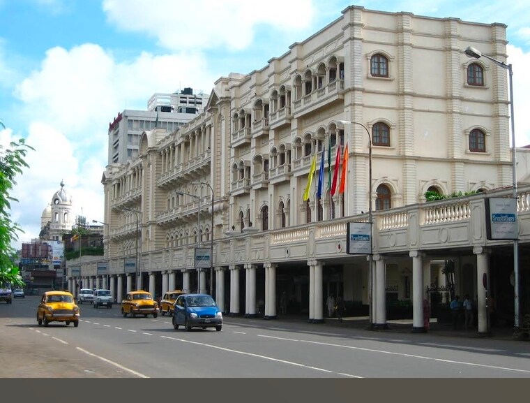 Exterior View, new market Commercial Showroom 1200 Sq.Ft. In New Market Kolkata 9551851