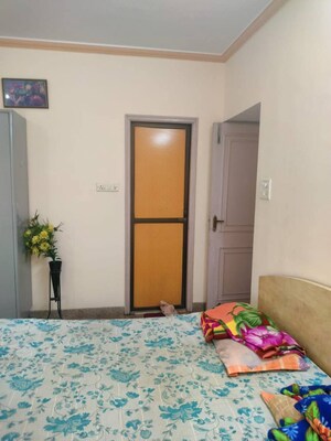 Room in 2 BHK Apartment at Vrindavan ABC CHS, Malad East – for Rent