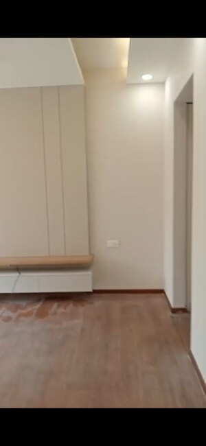 Room in 3 BHK Apartment at Shapoorji Pallonji Joyville Gurgaon, Sector 102 – for Rent