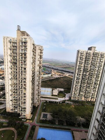 3 BHK Apartment For Rent in Conscient Heritage Max, Sector 102
