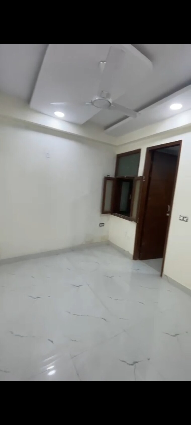 Room, sector 104 3 Bedroom 1560 Sq.Ft. Builder Floor In Sector 104 Noida 9551888