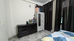 Bedroom in 2 BHK Builder Floor at Sector 52 – for Rent