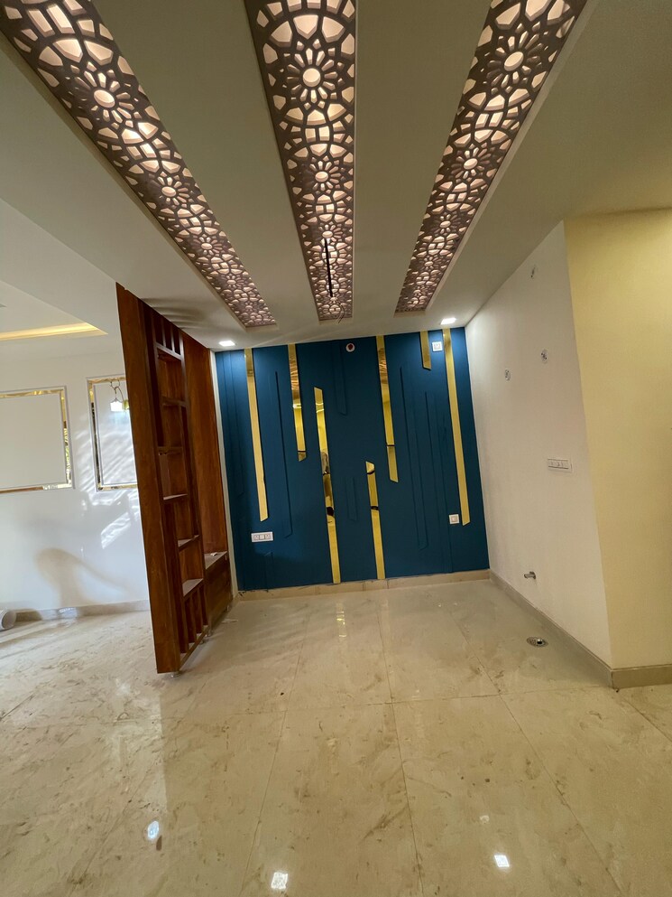 Room, manas-town 3 Bedroom 2350 Sq.Ft. Villa In Indira Nagar Lucknow 9551906