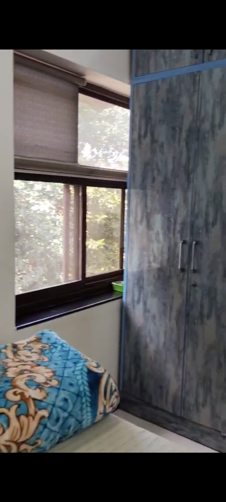 Room, ip extension 3 Bedroom 1100 Sq.Ft. Apartment In Ip Extension Delhi 9551926