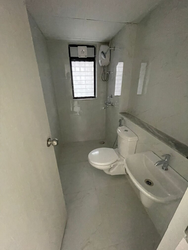 Bathroom, mutha-sai-nirvana 3 Bedroom 1325 Sq.Ft. Apartment In Shahad Thane 9551943