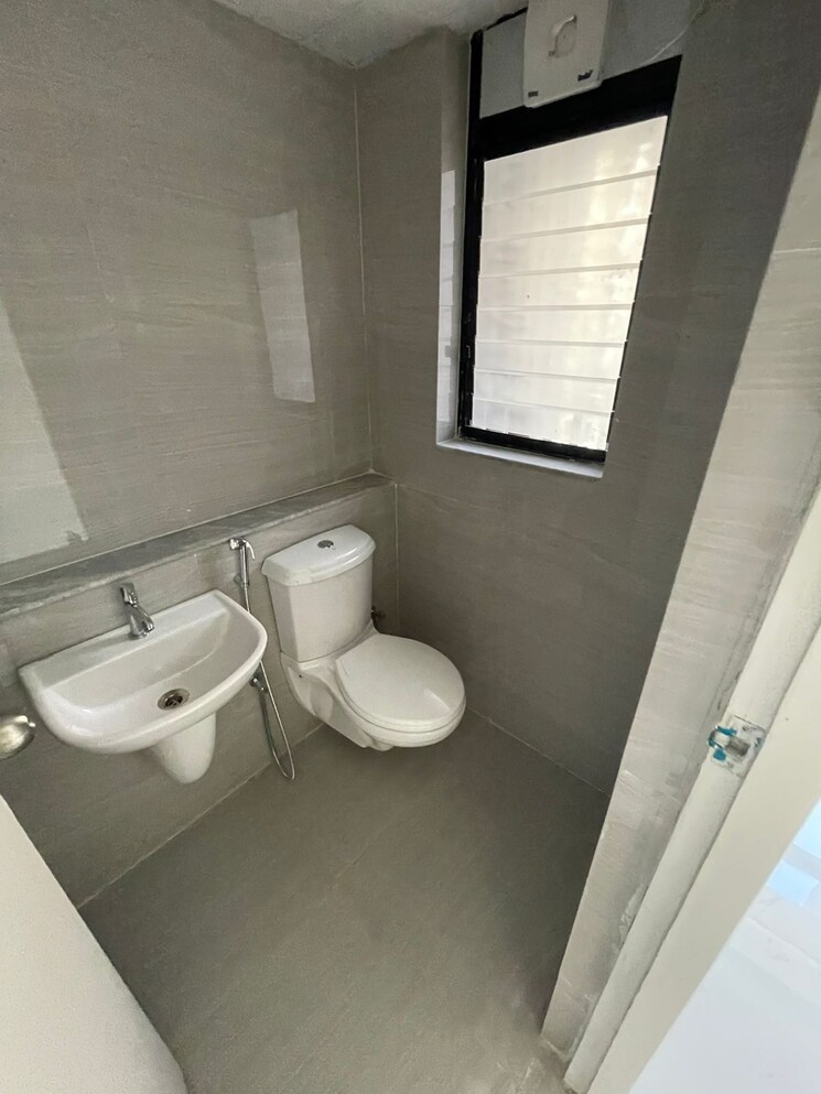 Bathroom, mutha-sai-nirvana 3 Bedroom 1325 Sq.Ft. Apartment In Shahad Thane 9551943