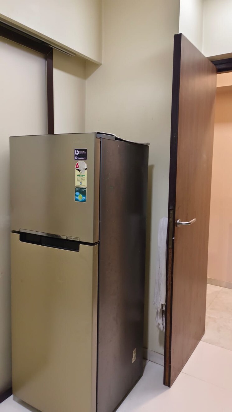 Other, lodha-amara 2 Bedroom 800 Sq.Ft. Apartment In Kolshet Road Thane 9551949