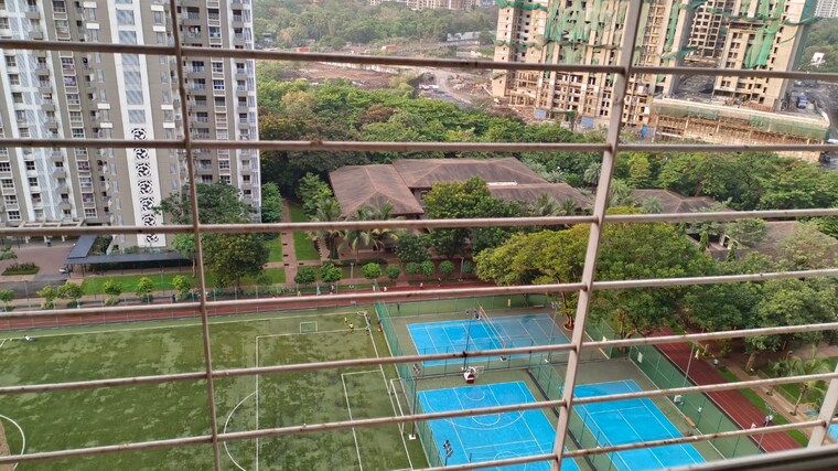 Balcony, lodha-amara 2 Bedroom 800 Sq.Ft. Apartment In Kolshet Road Thane 9551949