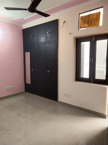 2 BHK Builder Floor For Rent in Sector 12