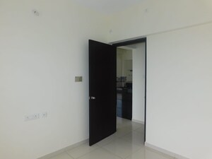 Room in 2.5 BHK Apartment at Kolte Patil Life Republic, Hinjewadi – for Rent