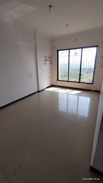 1 BHK Apartment For Rent in Kandivali West