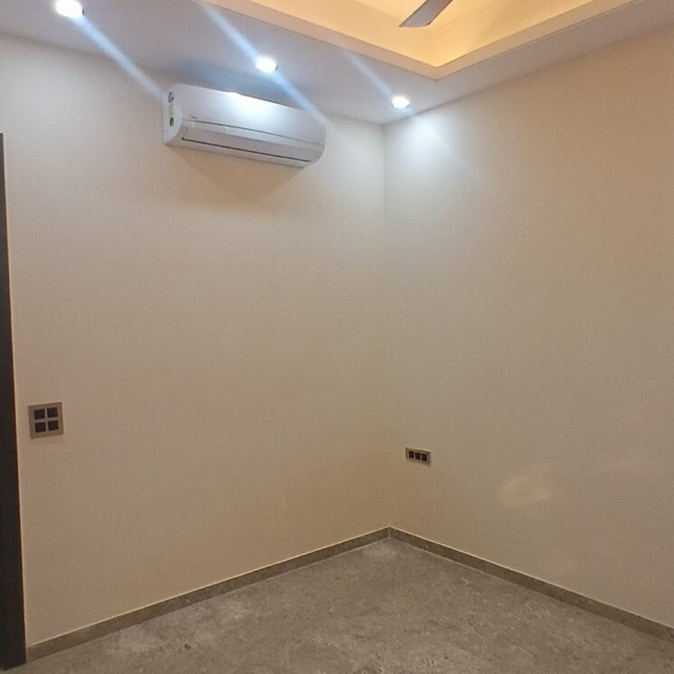 Room, lajpat nagar 2 Bedroom 900 Sq.Ft. Builder Floor In Lajpat Nagar Delhi 9552057